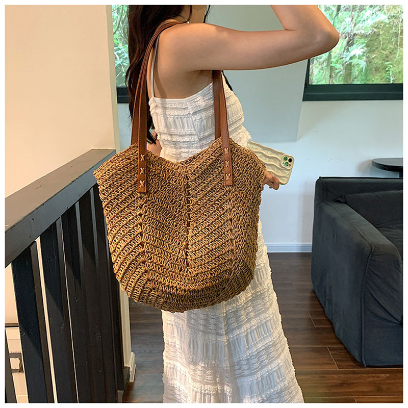 กระเป๋าสะพายไหล่ผู้หญิงขนาดใหญ - Interior Design Bali บทวิจารณ์และราคา